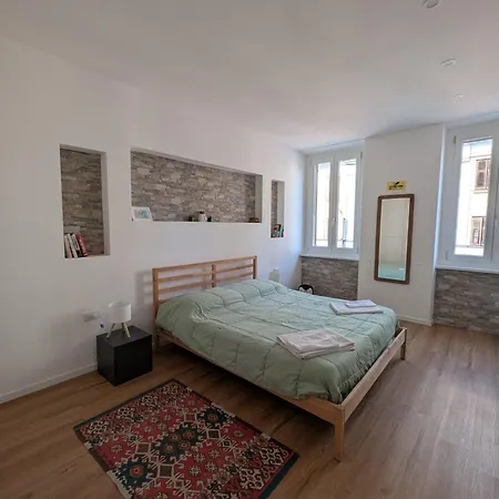 Rendez-vous Apartment *